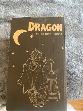 Dragon Solar Tree Hugger Lantern - Black & Gold
